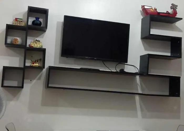 1 Bedroom With Free Wifi And Netflix In Trees Residences