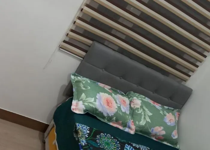 1 Bedroom With Free Wifi And Netflix In Trees Residences