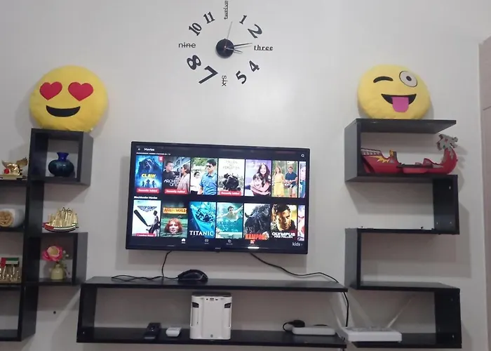1 Bedroom With Free Wifi And Netflix In Trees Residences