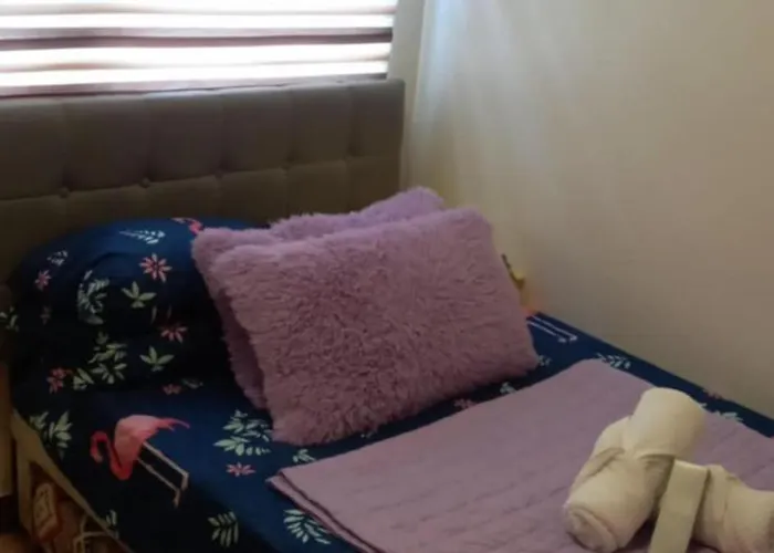 1 Bedroom With Free Wifi And Netflix In Trees Residences Apartment *